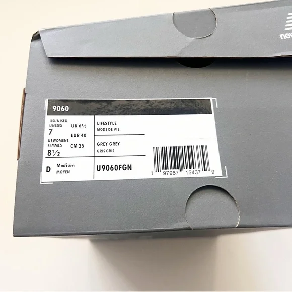 New Balance 9060 Gray 8.5 women’s - Picture 2 of 8